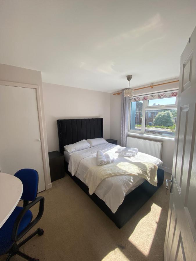 19 Shrewsbury Walk Apartamento Isleworth Exterior foto