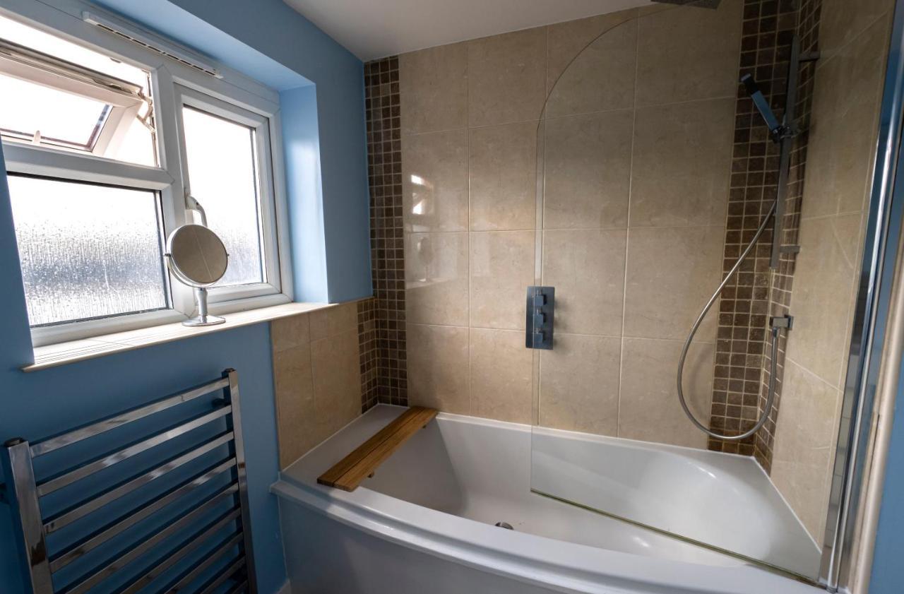 19 Shrewsbury Walk Apartamento Isleworth Exterior foto